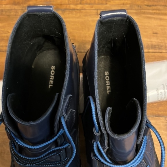 SOREL rain boots - Picture 10 of 10